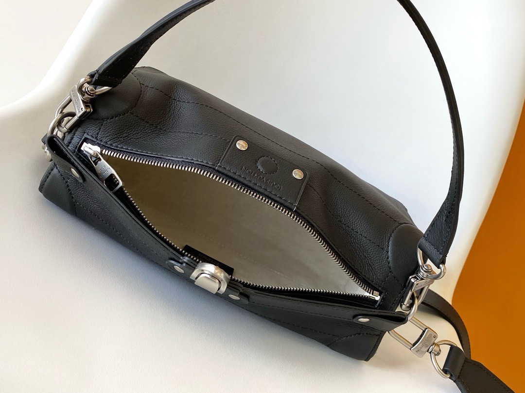 Louis Vuitton Men's Soul Trunk Plain Black Bag