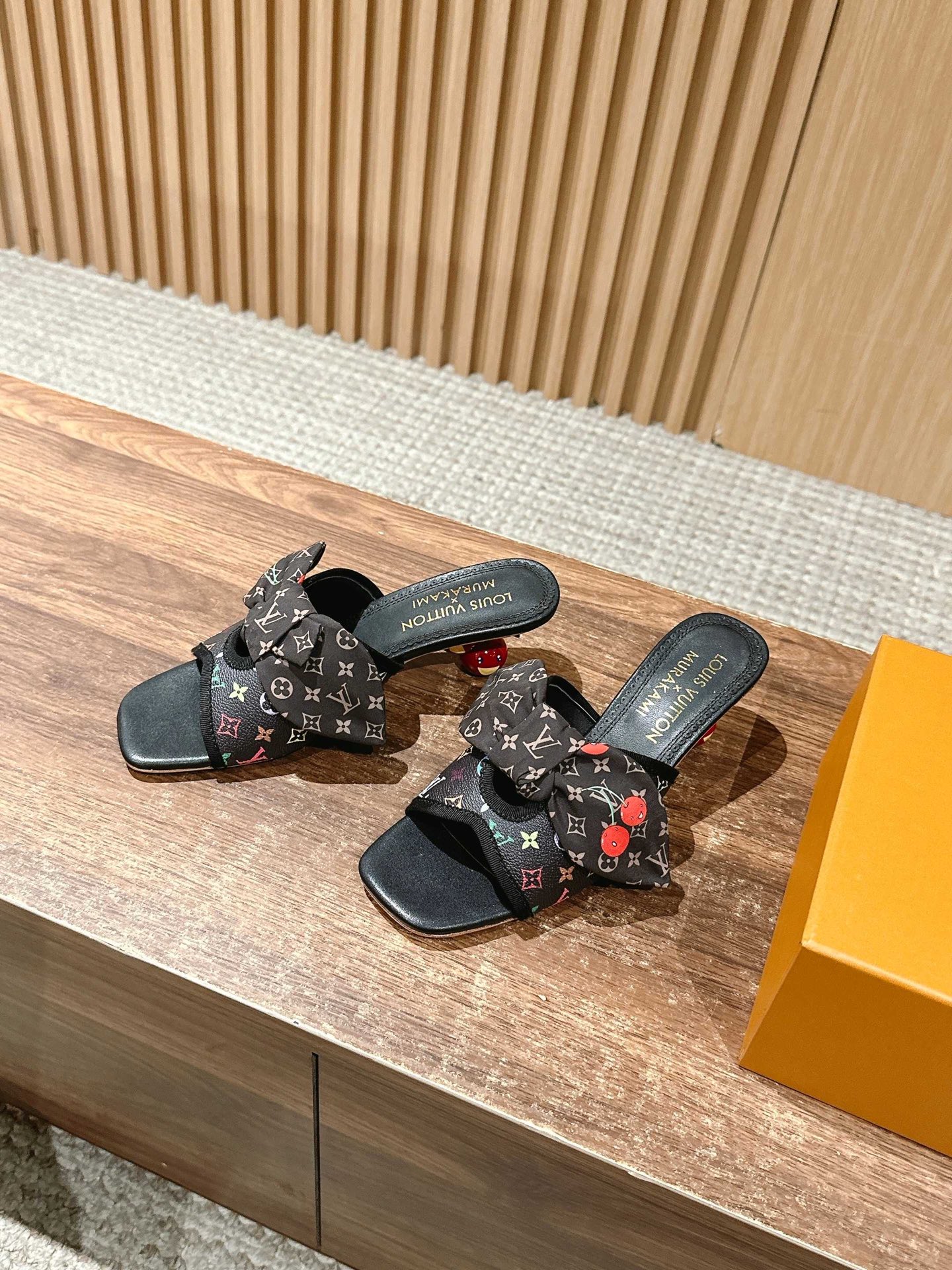 Louis Vuitton Monogram Bow Flat Sandals for Women