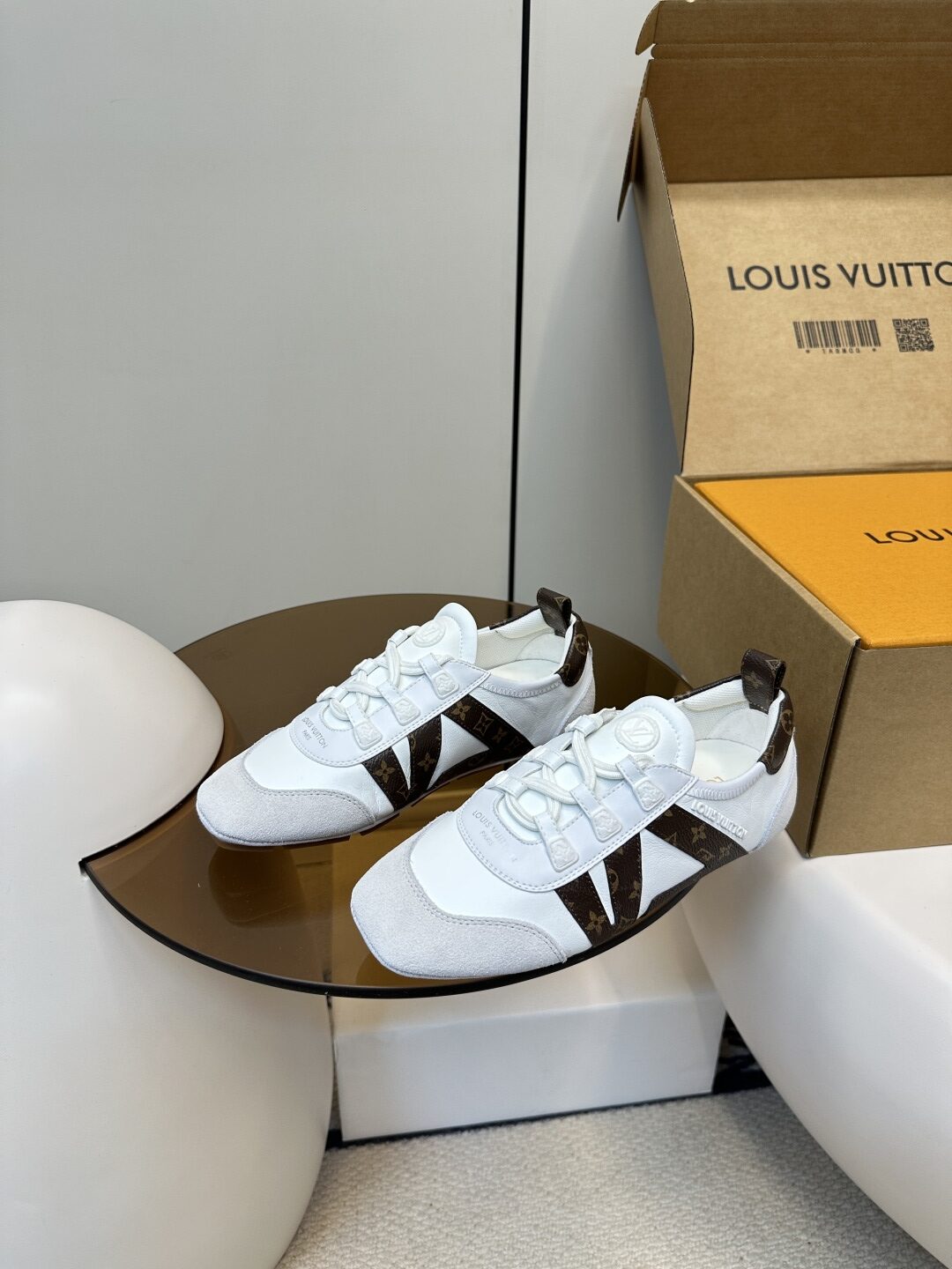 Louis Vuitton  Monogram Calfskin Womens LV Sneakerina 38 White Sold Out