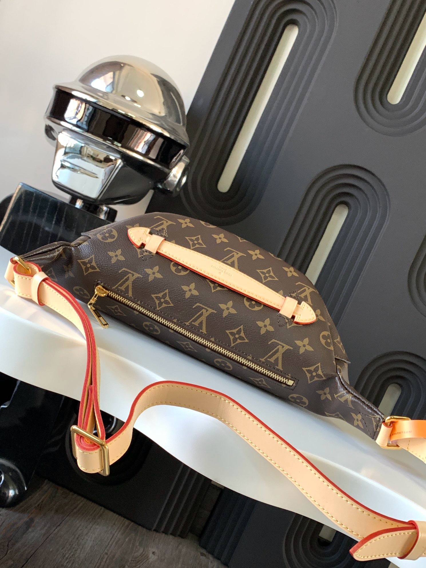 LOUIS VUITTON MONOGRAM CANVAS BUMBAG