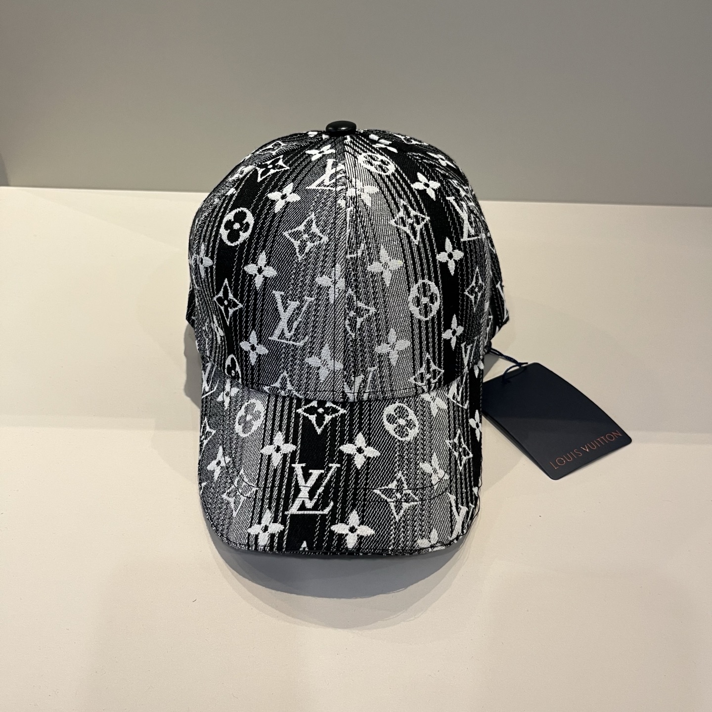 Louis Vuitton Black Monogram Denim Cap - Designer