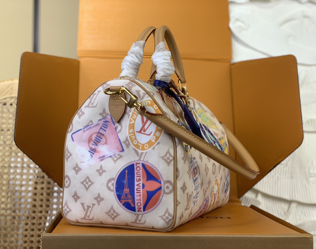 LOUIS VUITTON Monogram Flight Mode Speedy