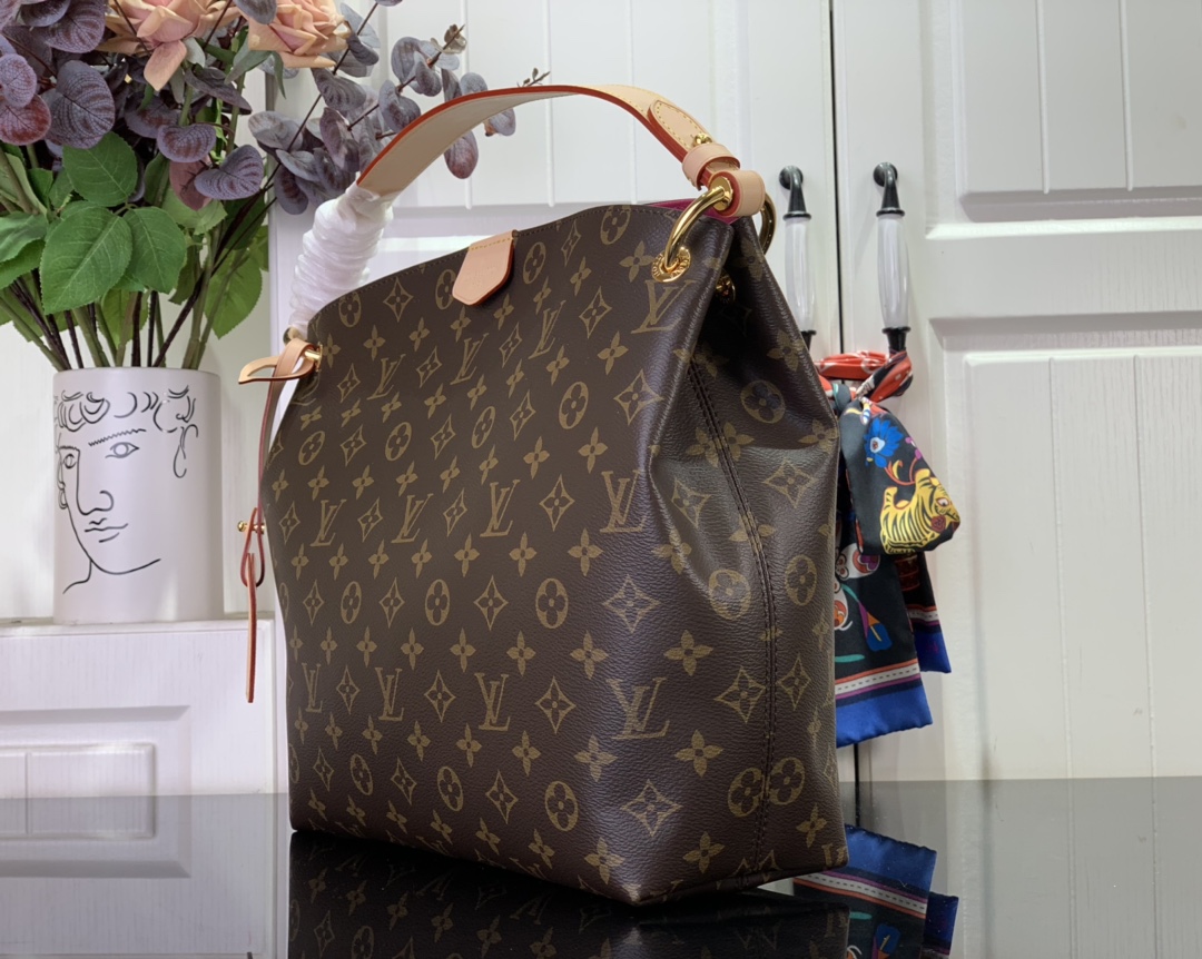 LOUIS VUITTON Monogram Graceful PM 1207876
