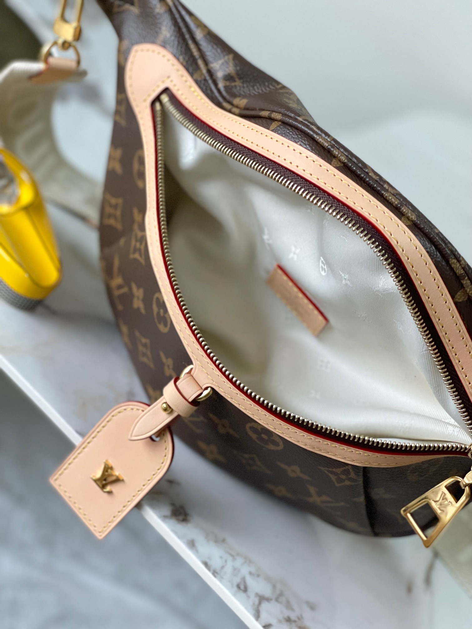 LOUIS VUITTON Monogram High Rise Bumbag 1523974