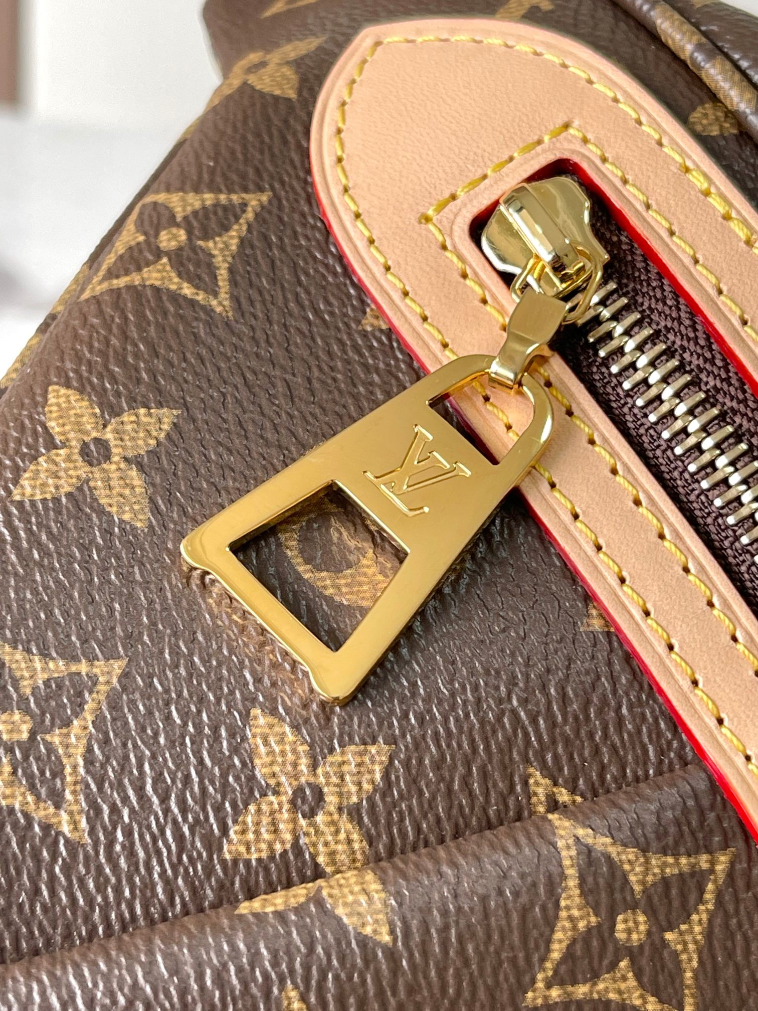 LOUIS VUITTON Monogram High Rise Bumbag 1619694