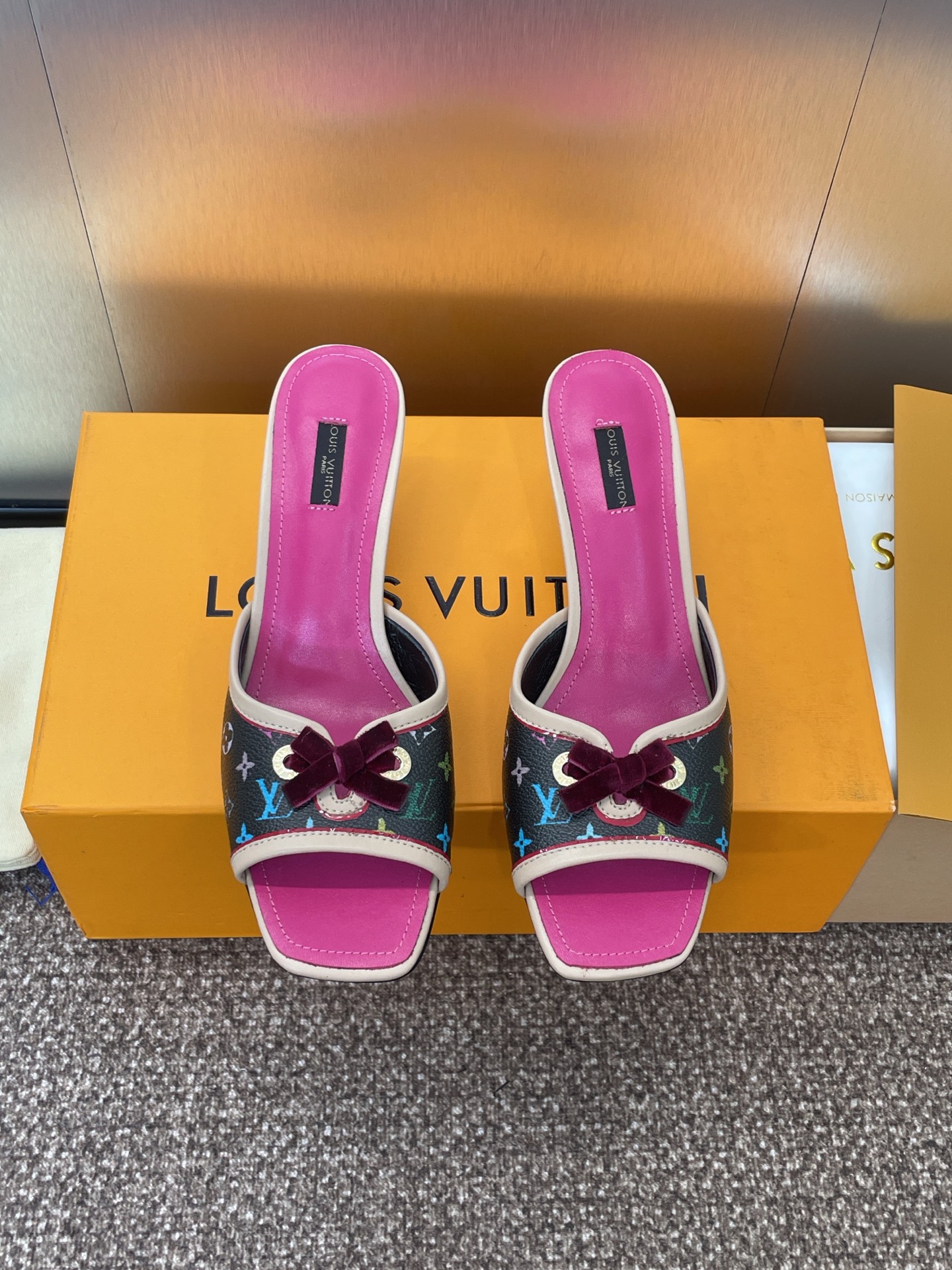 LV Pink Monogram Bow Mules - Designer Slides