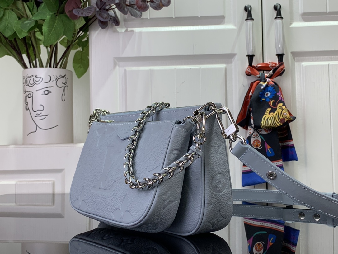 Louis Vuitton Multi Pochette Accessoires Monogram