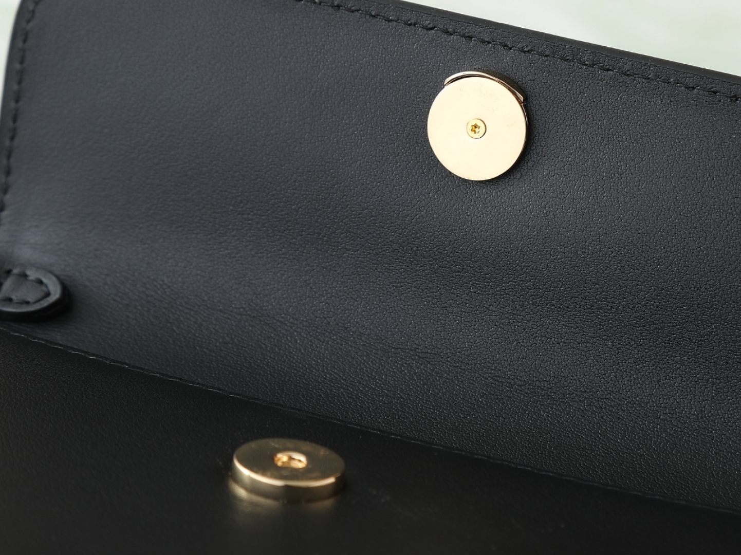 Louis Vuitton Mylockme Chain Lockme Bag Black