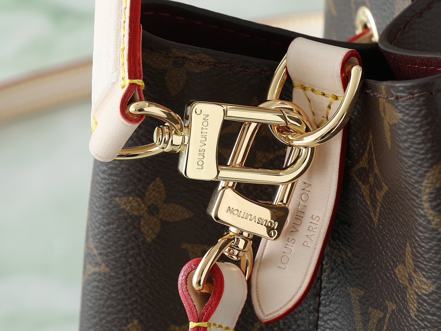 Louis Vuitton Néonoé BB Monogram Bag Brown