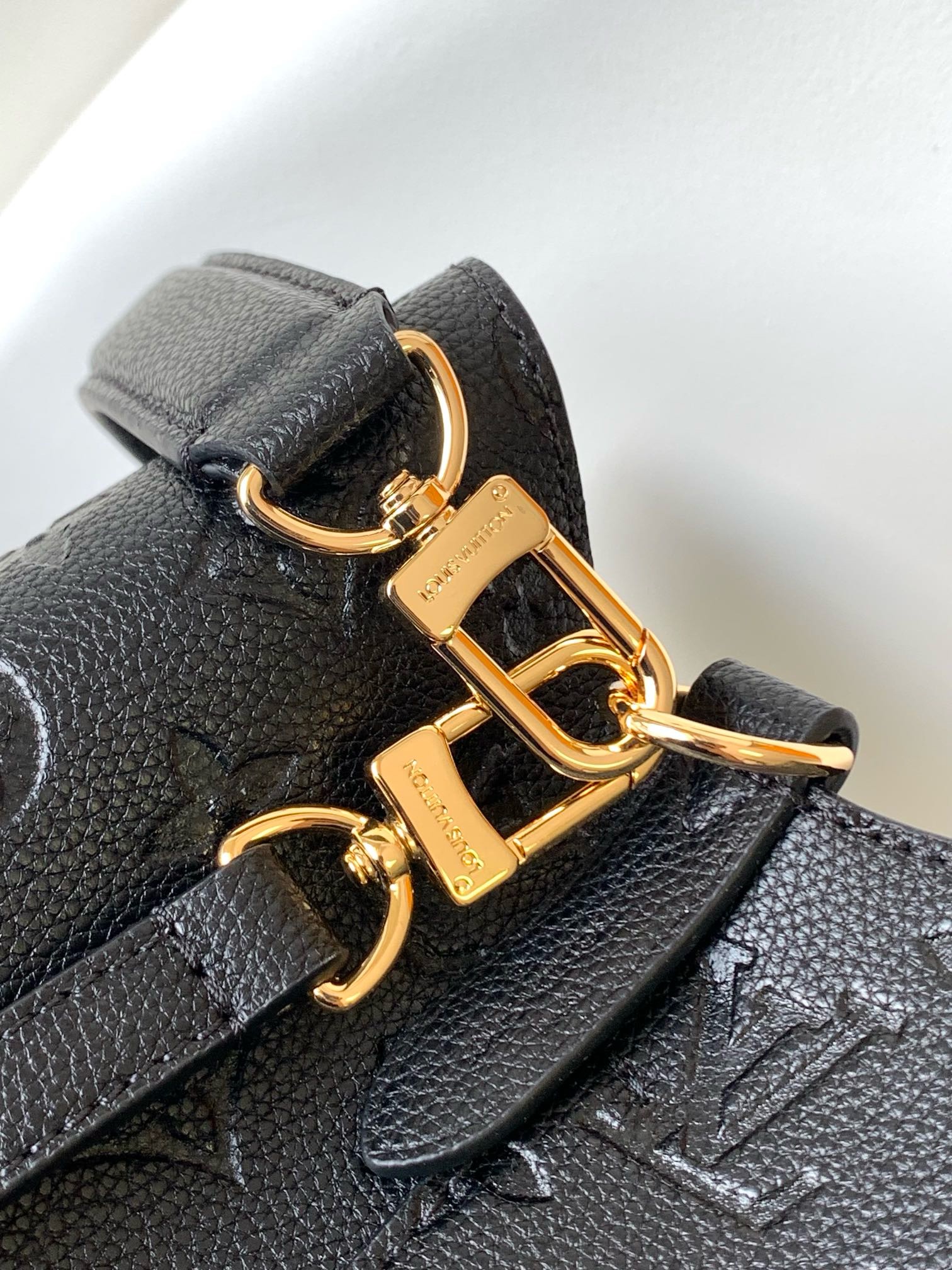 Louis Vuitton Neonoe MM Monogram Empreinte ‘Black’ Women’s Bag