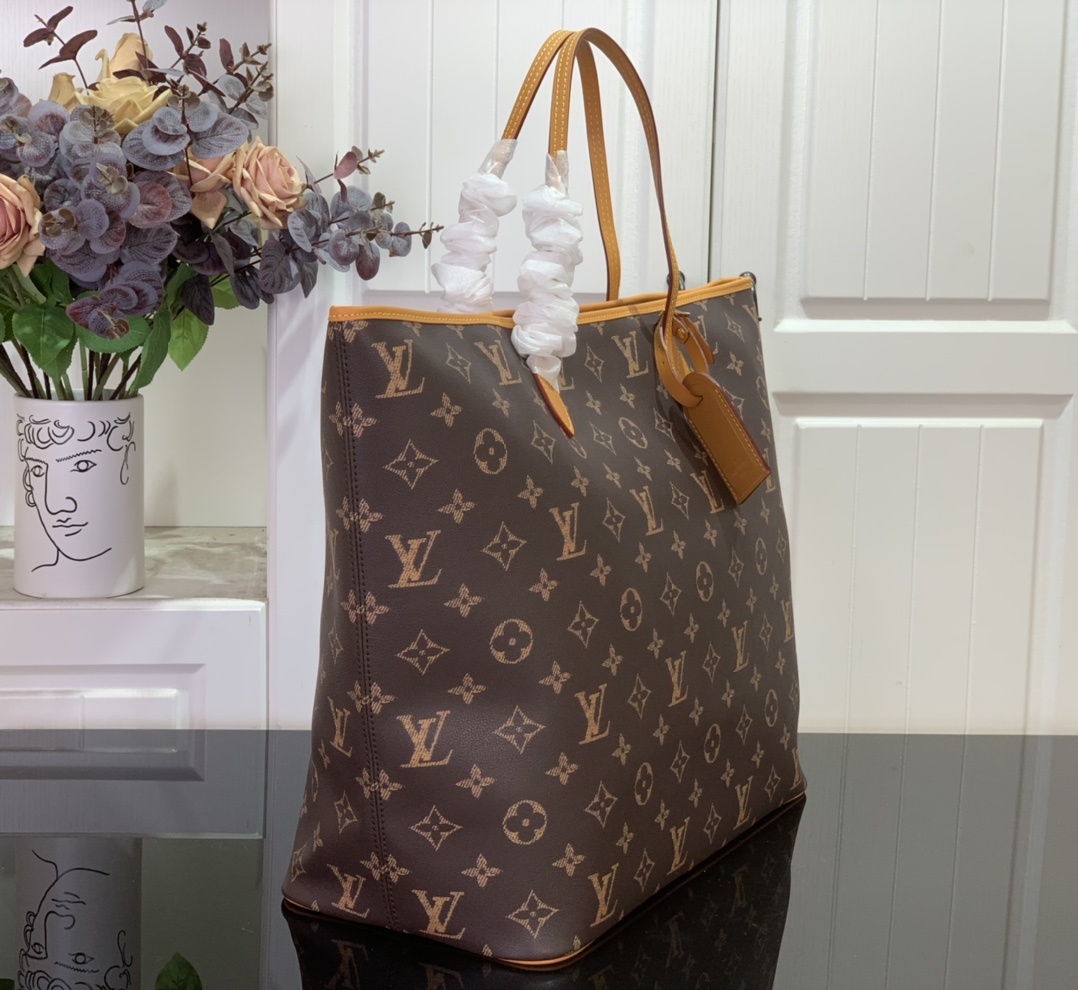 LOUIS VUITTON Neverfull GM Monogram Canvas Brown