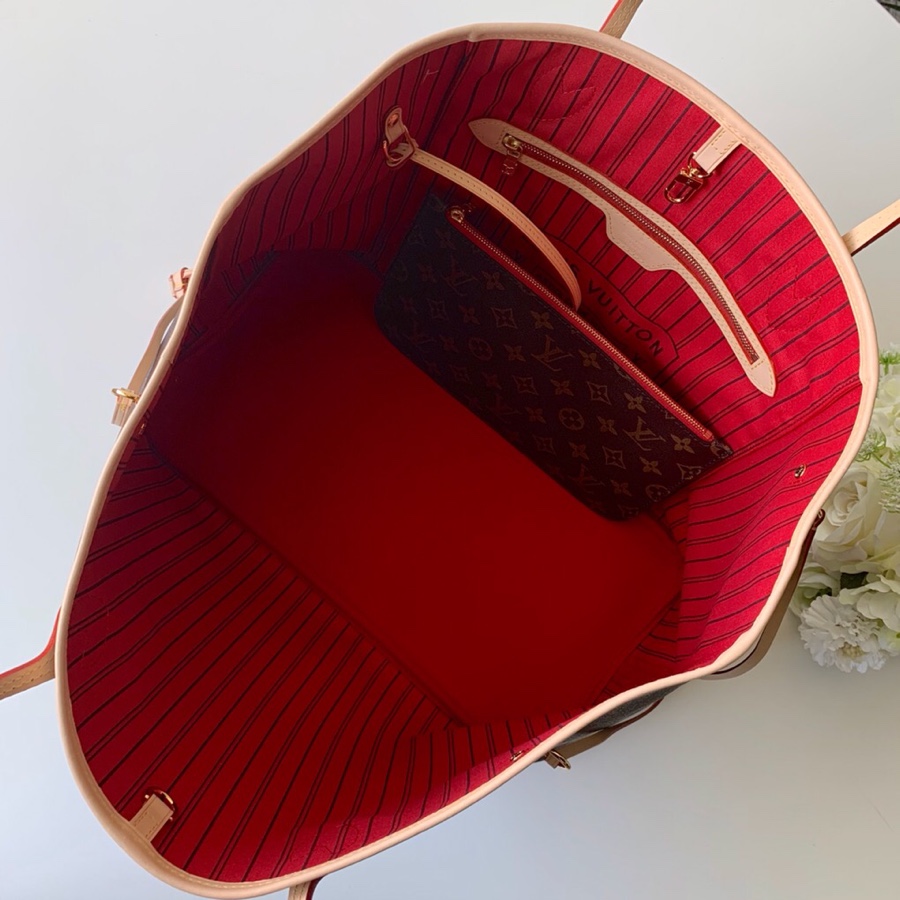 LOUIS VUITTON Neverfull MM Monogram Bag Brown