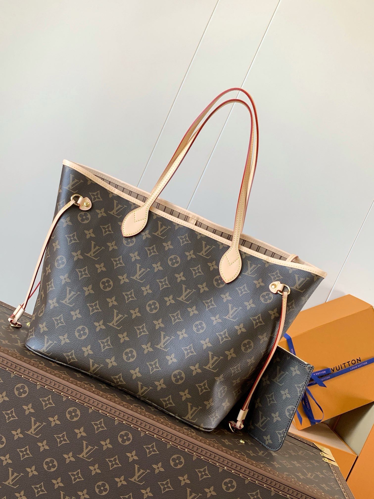 Louis Vuitton Neverfull MM Monogram Canvas