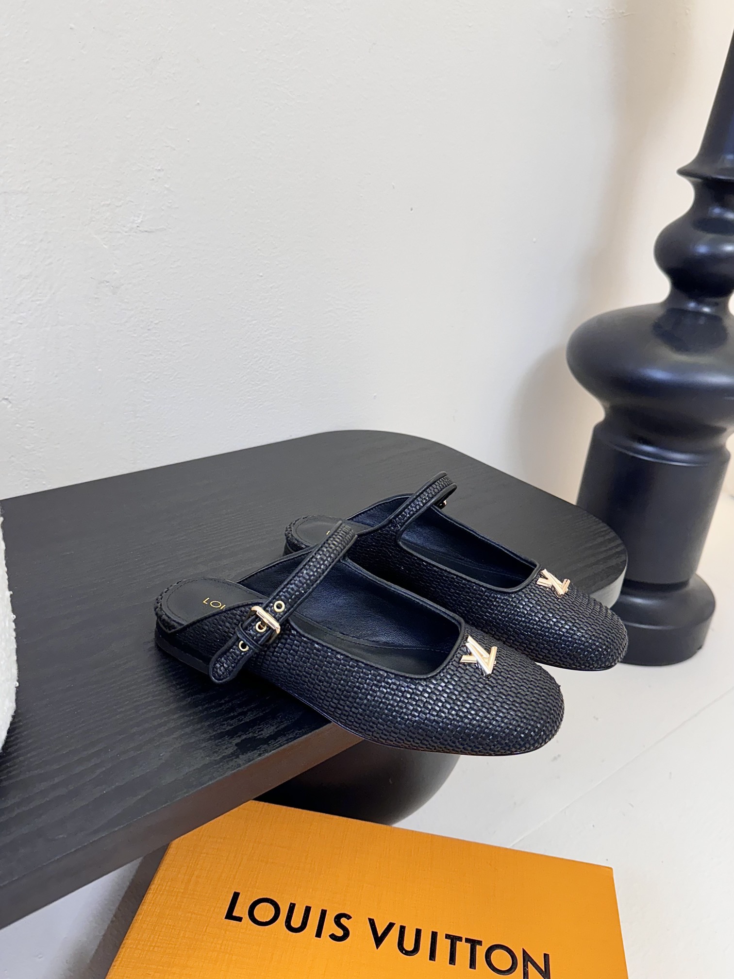 Louis Vuitton New Swing Open Back Ballerina  Colours Noir