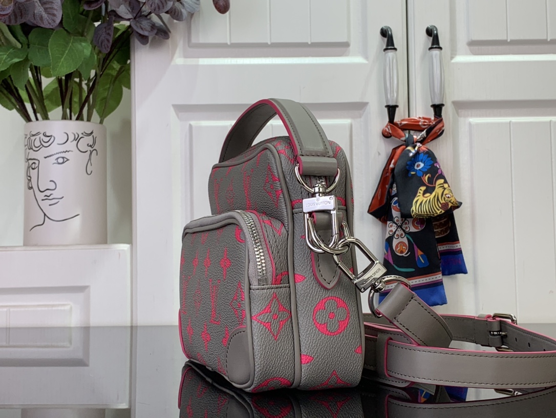 Louis Vuitton Nil Monogram Other - Bags and Small Leather Goods - Men's