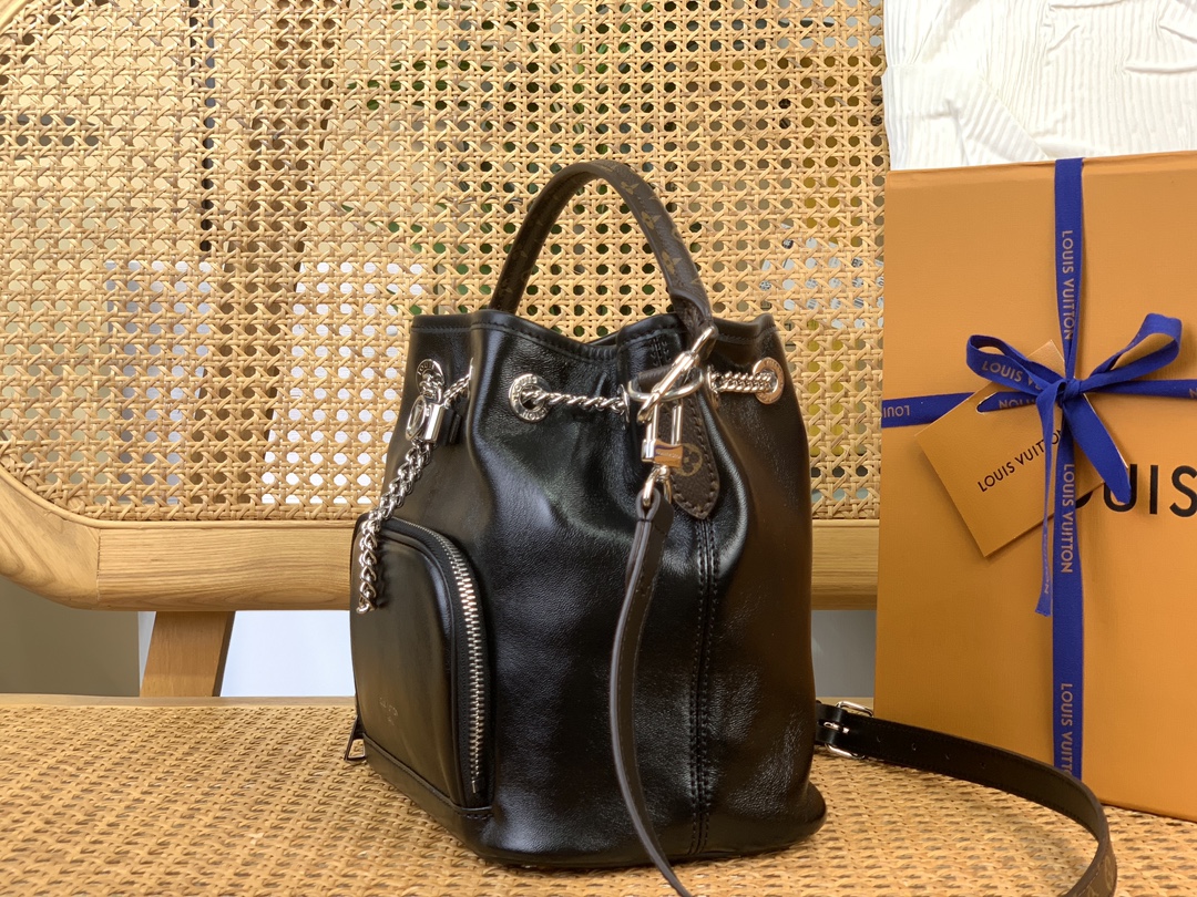 Louis Vuitton No Way Vibe LV Vibe Bag Black