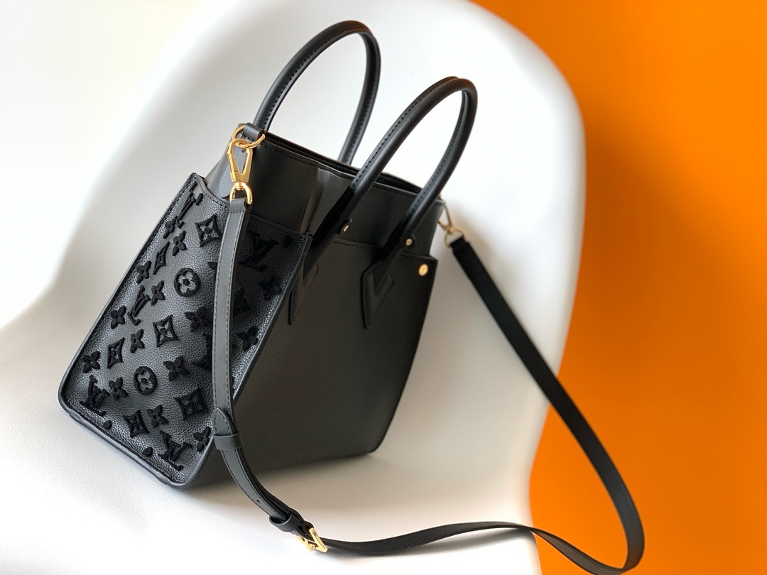 Louis Vuitton On My Side MM Black