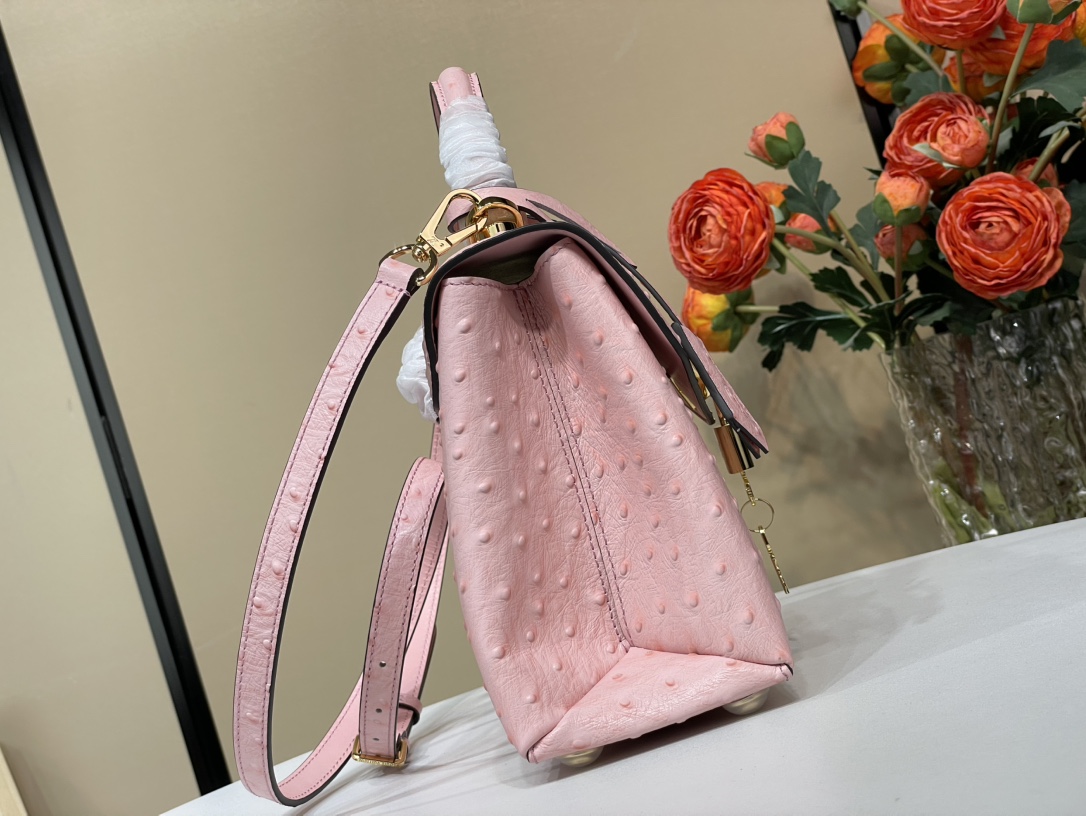 Louis Vuitton Ostrich Rose Des Vents PM - Pink Handle Bags,
