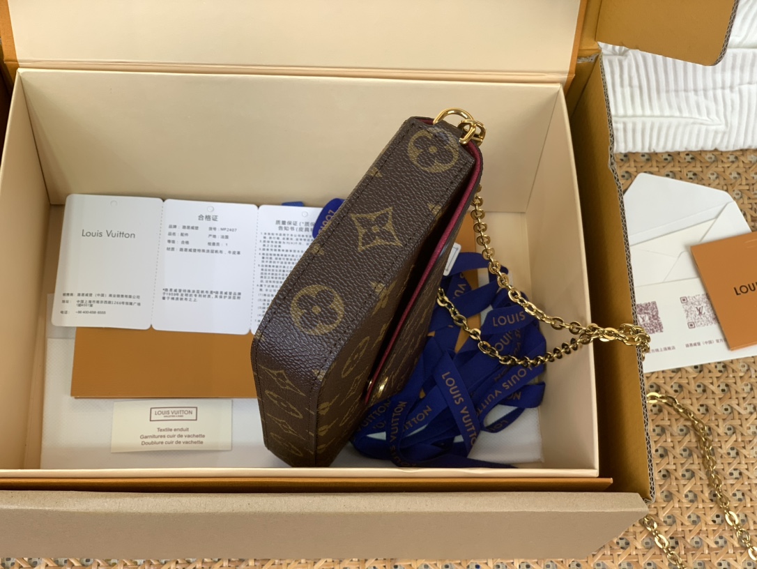 Louis Vuitton Pochette Felicie Monogram M61276