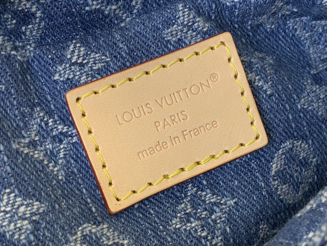 Louis Vuitton Pochette Valley Denim Bag W/ Receipt