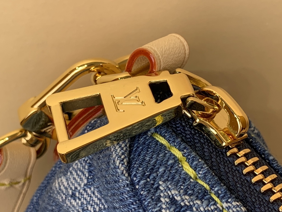 Louis Vuitton Pochette Valley Denim Bag W/ Receipt