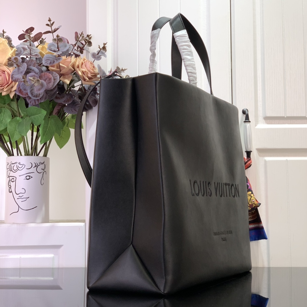 Louis Vuitton Pre-Owned 2021 logo-embossed Tote Bag