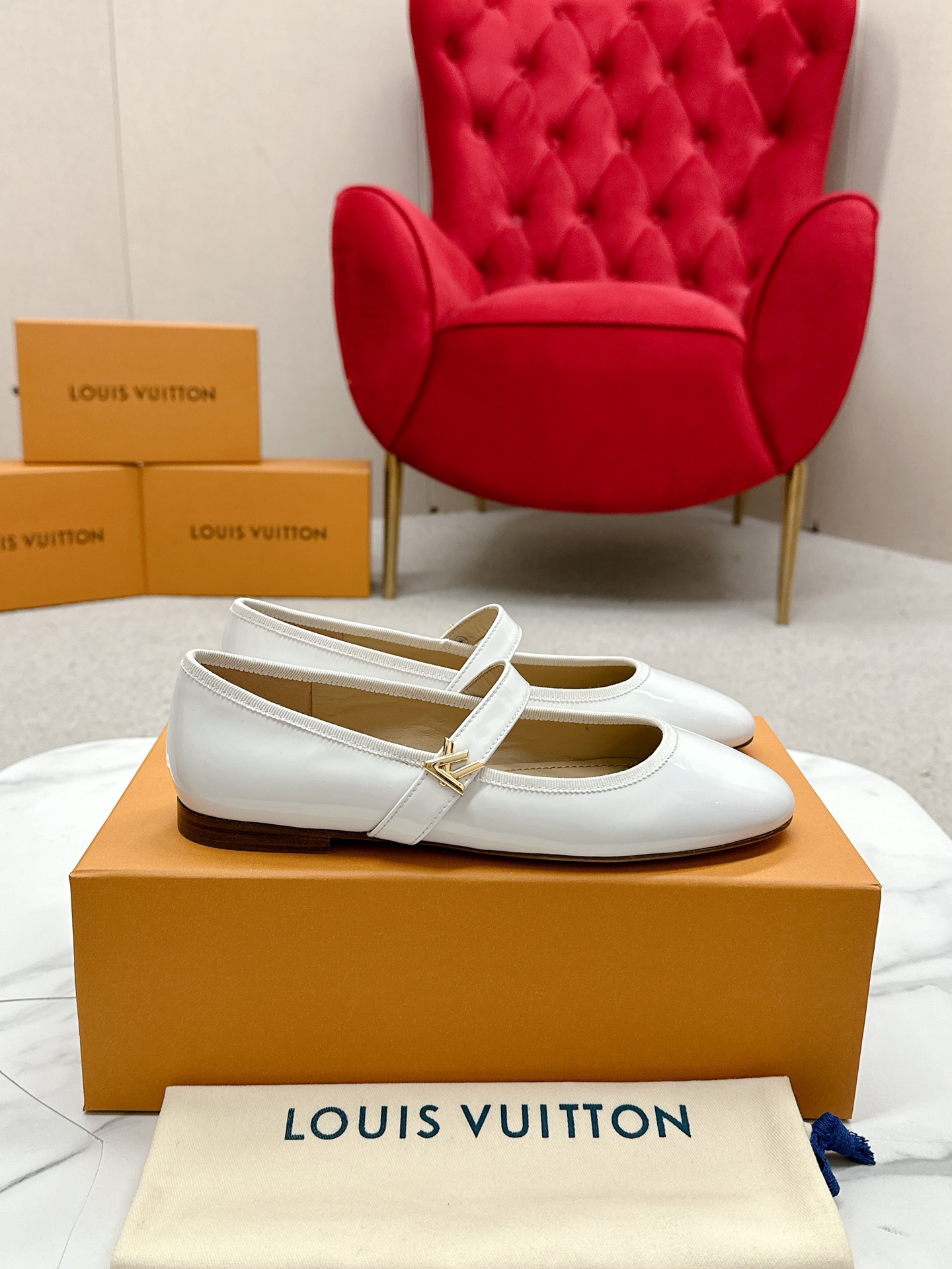 Louis Vuitton Romy Flat Ballerina Shoes - Women - White Flats | LOUIS VUITTON