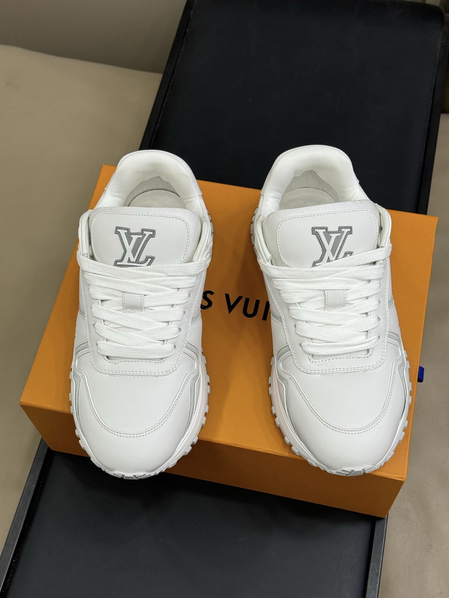 Louis Vuitton Run Away Maxi Sneaker white - Men - Shoes | LOUIS VUITTON Â®