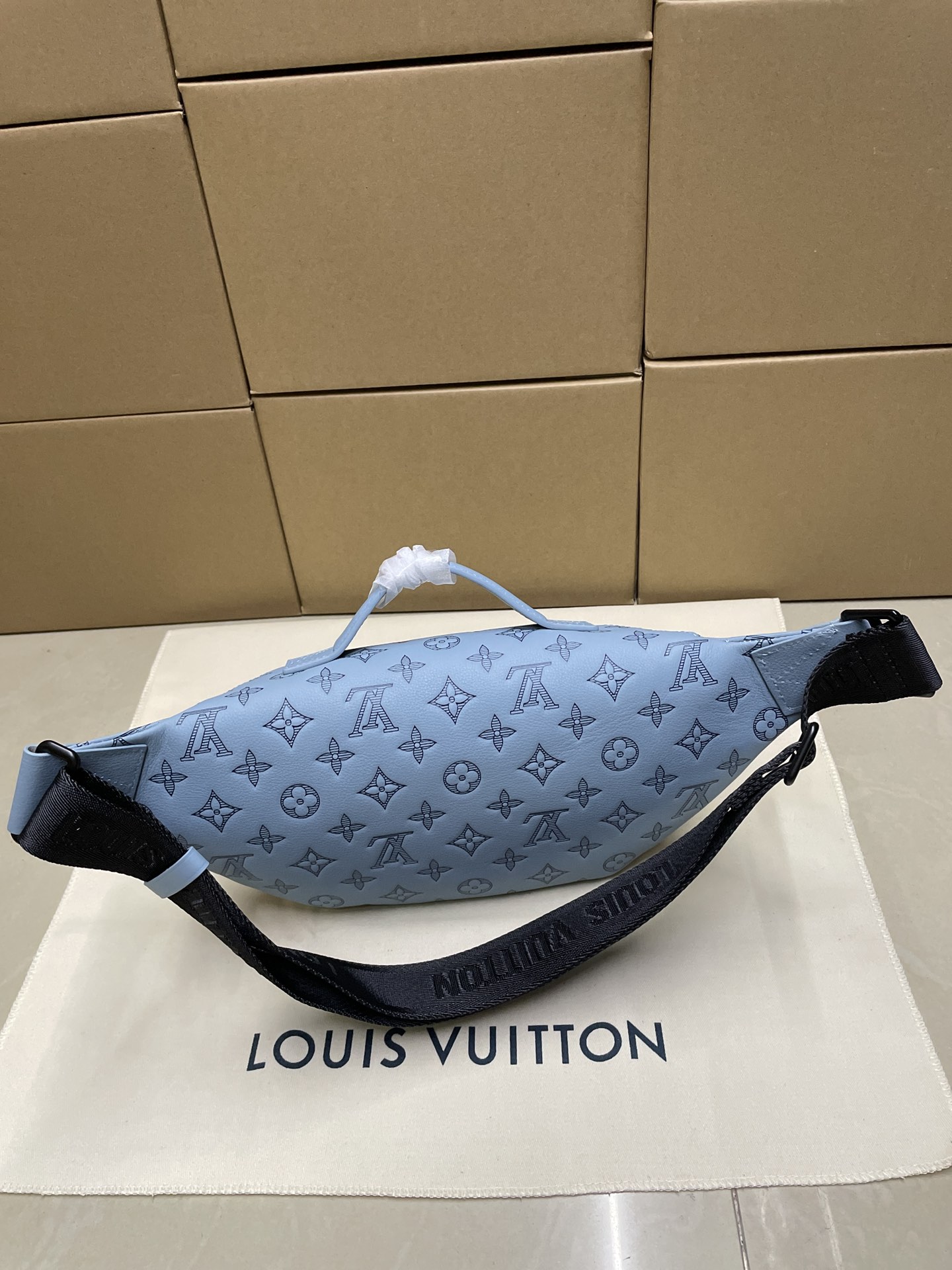 Louis Vuitton Rush Bumbag G65 - Women Bags | LOUIS VUITTON