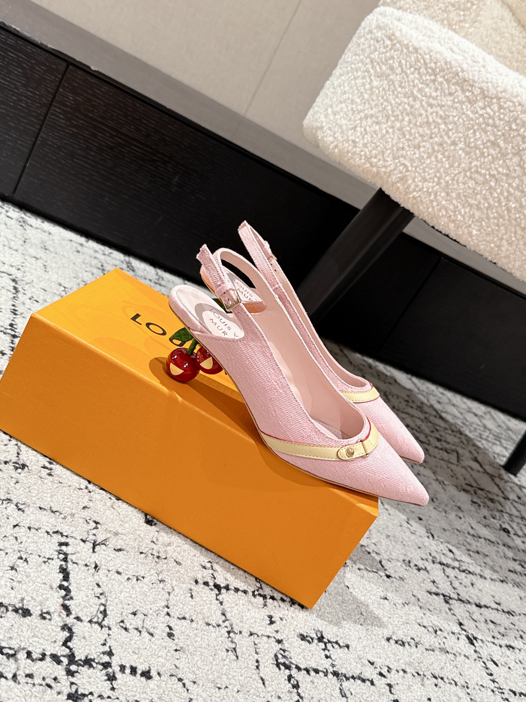 Louis Vuitton Slingback Pumps in Pink Monogram Canvas