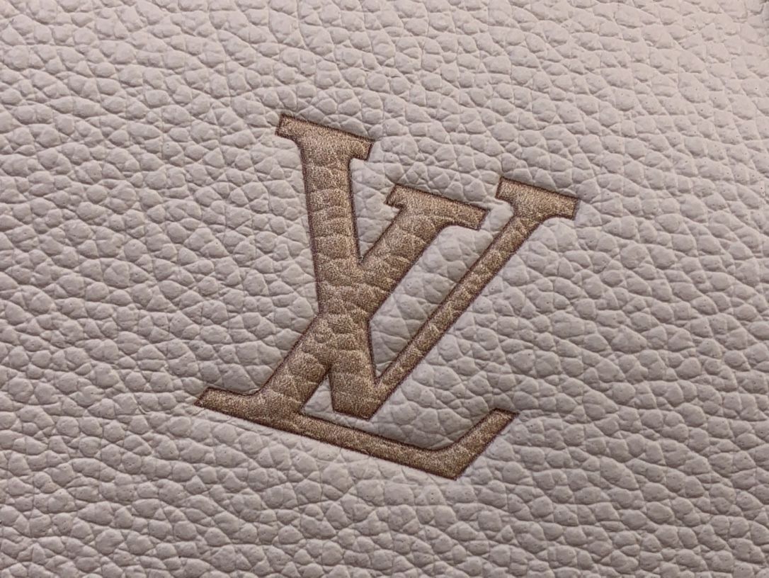 Louis Vuitton Speedy Bandoulière 20 Monogram Empreinte White Bag