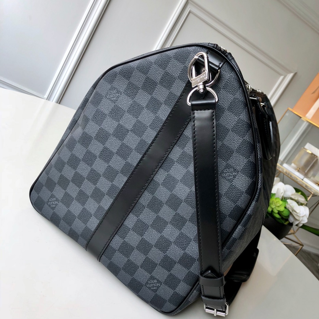 LOUIS VUITTON Túi Keepall Bandoulière 35 Monogram Taurillon Leather