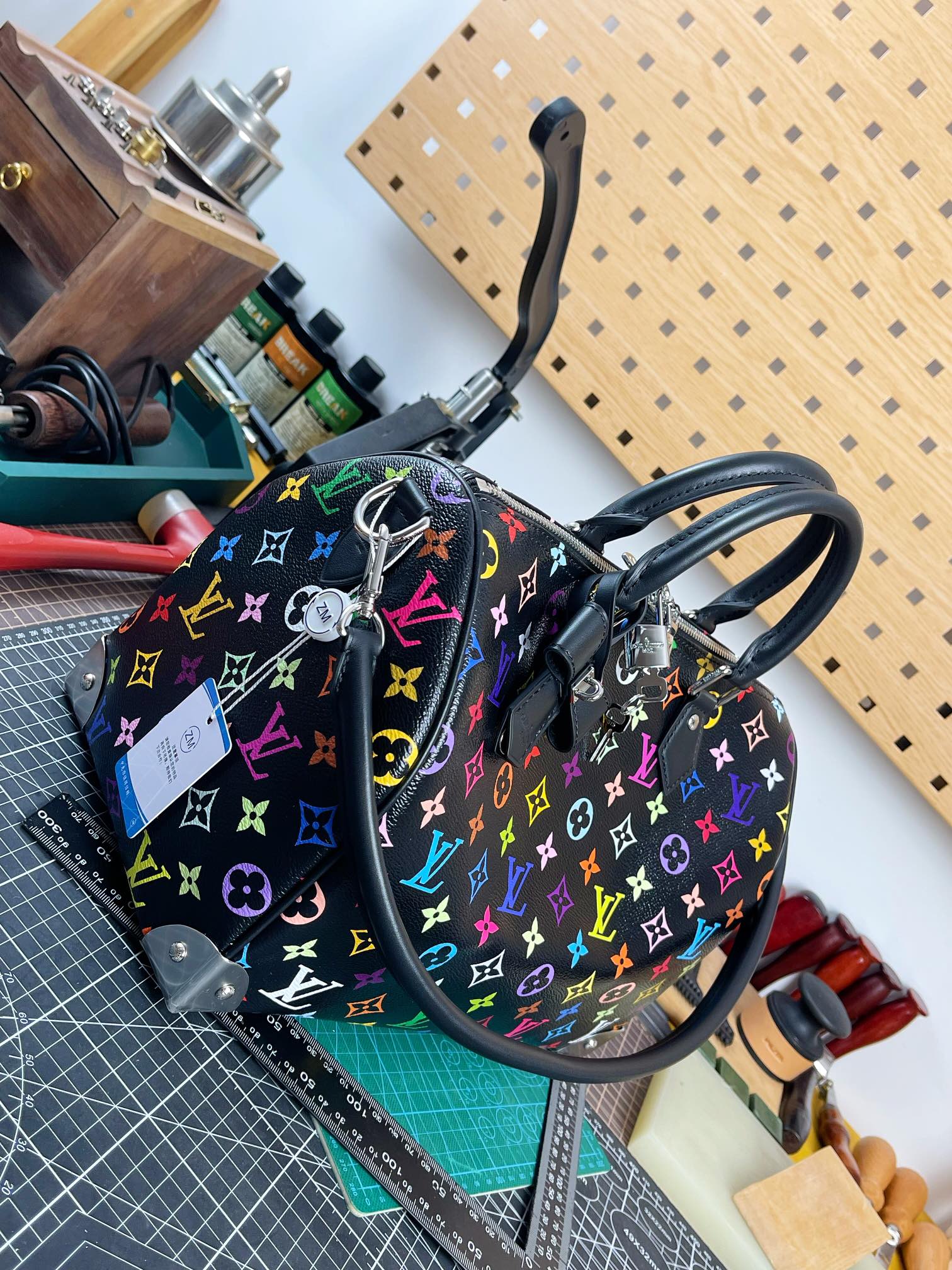 Louis Vuitton Takashi Murakami collaboration Speedy Bandouliere 30 M13257