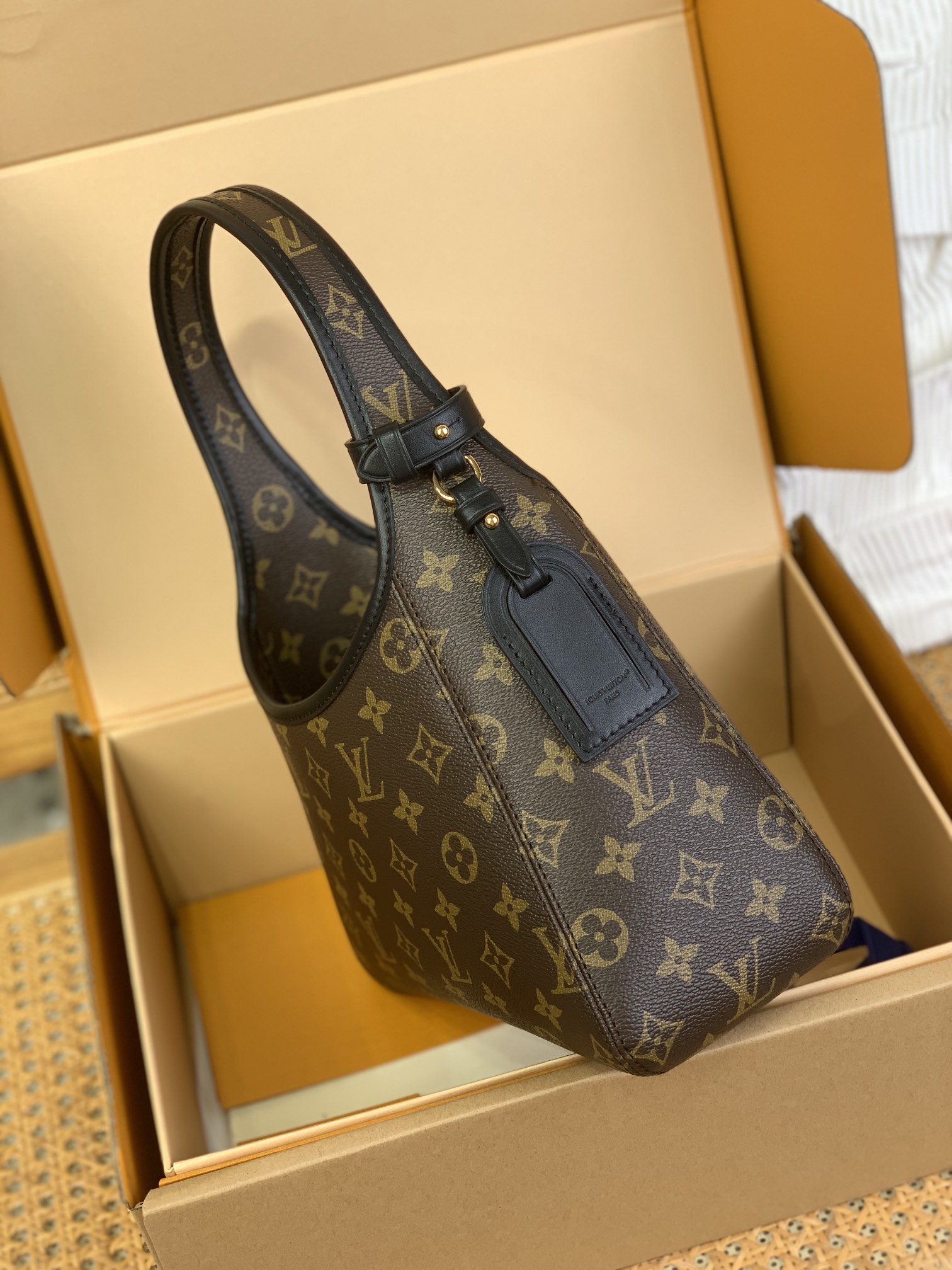 Louis Vuitton The Drop GM Monogram - Women - Handbags | LOUIS VUITTON