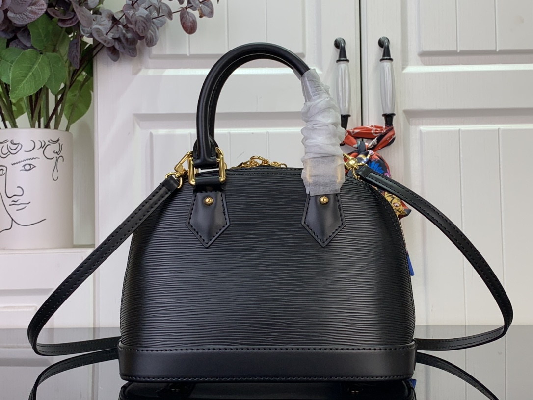 LOUIS VUITTON TK Alma BB Hand Bag M13670 Black Epi