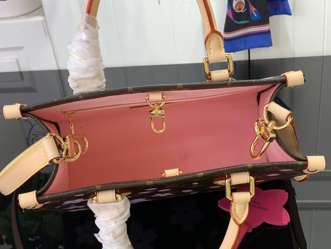 Louis Vuitton TM Onthego PM Tote Bag Cherry Blossom