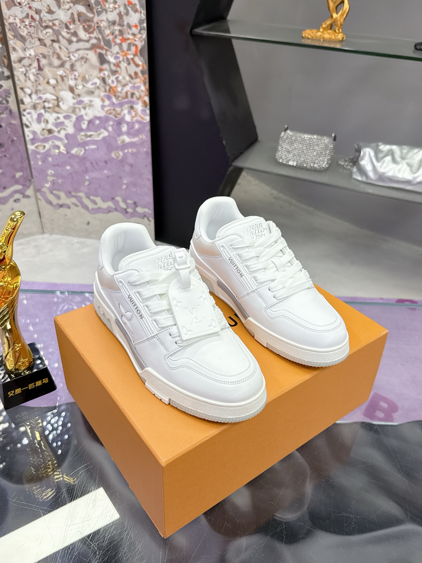 Louis Vuitton Trainer Low White Grey Sneakers