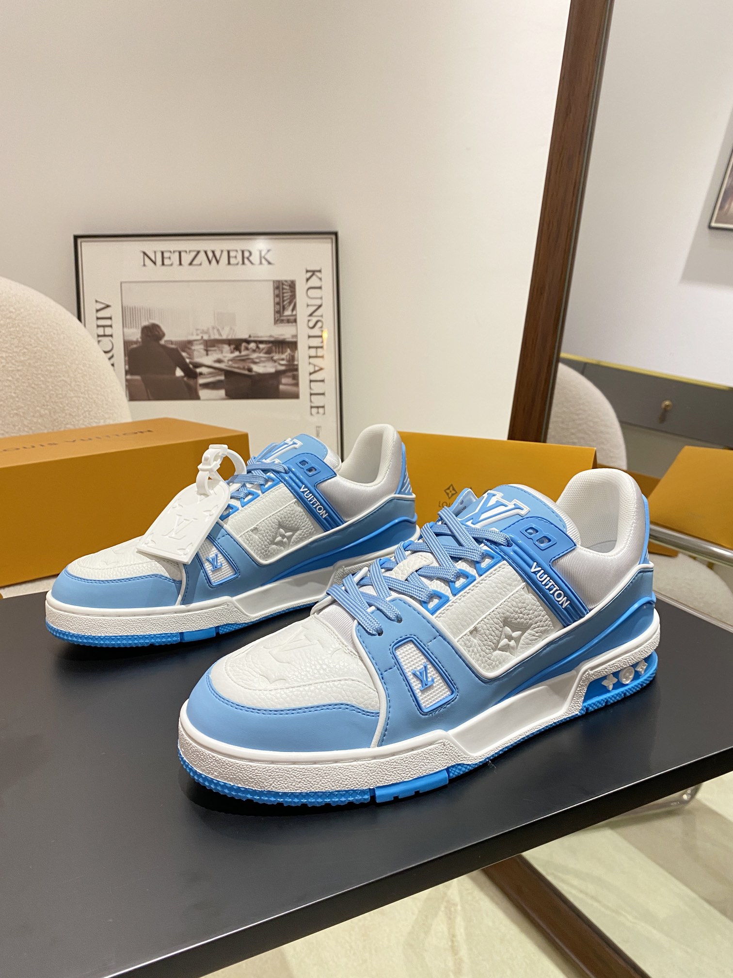 louis vuitton trainer low white sky blue LV 1AA6XC