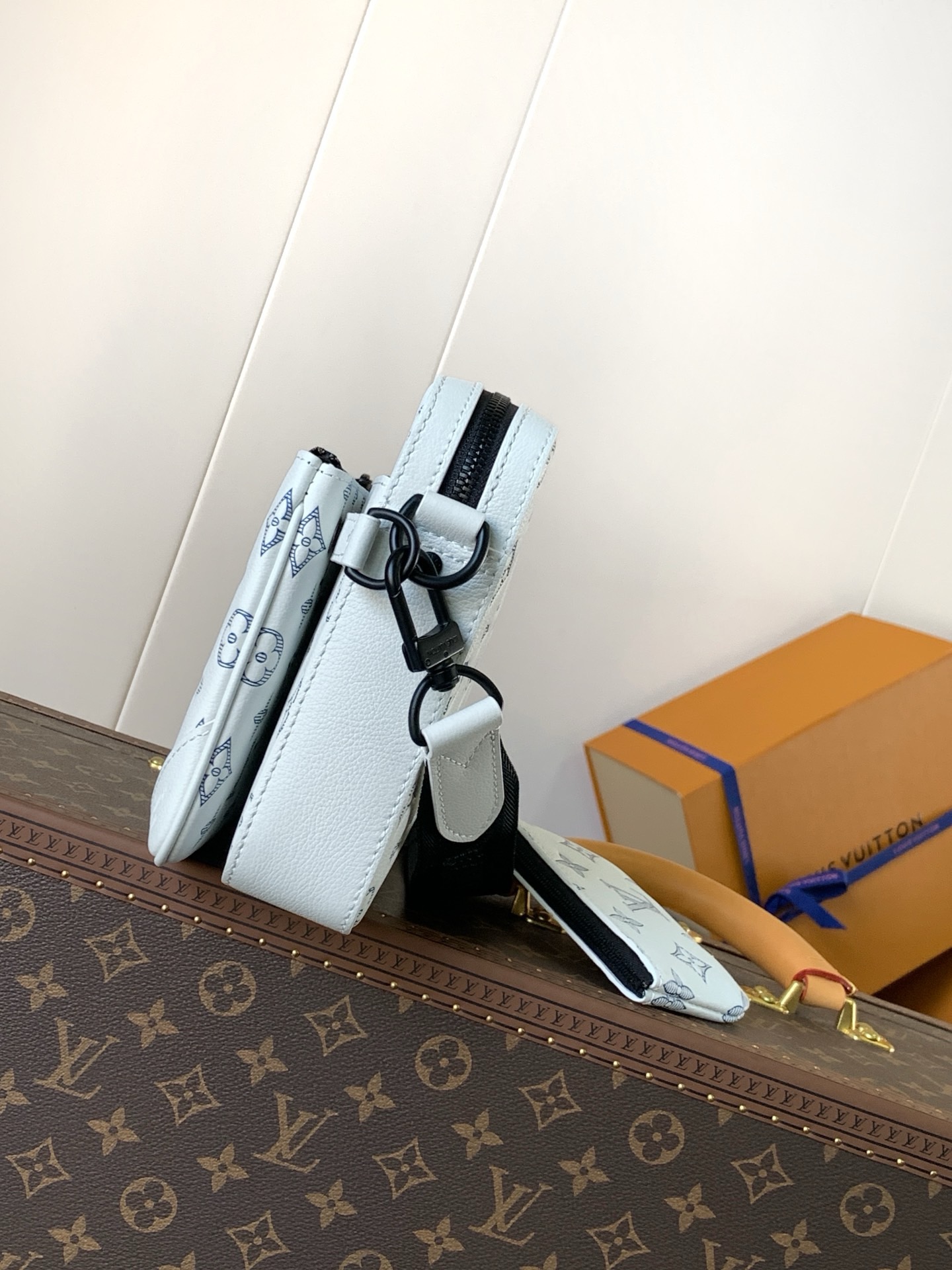 Louis Vuitton Trio Messenger Shoulder