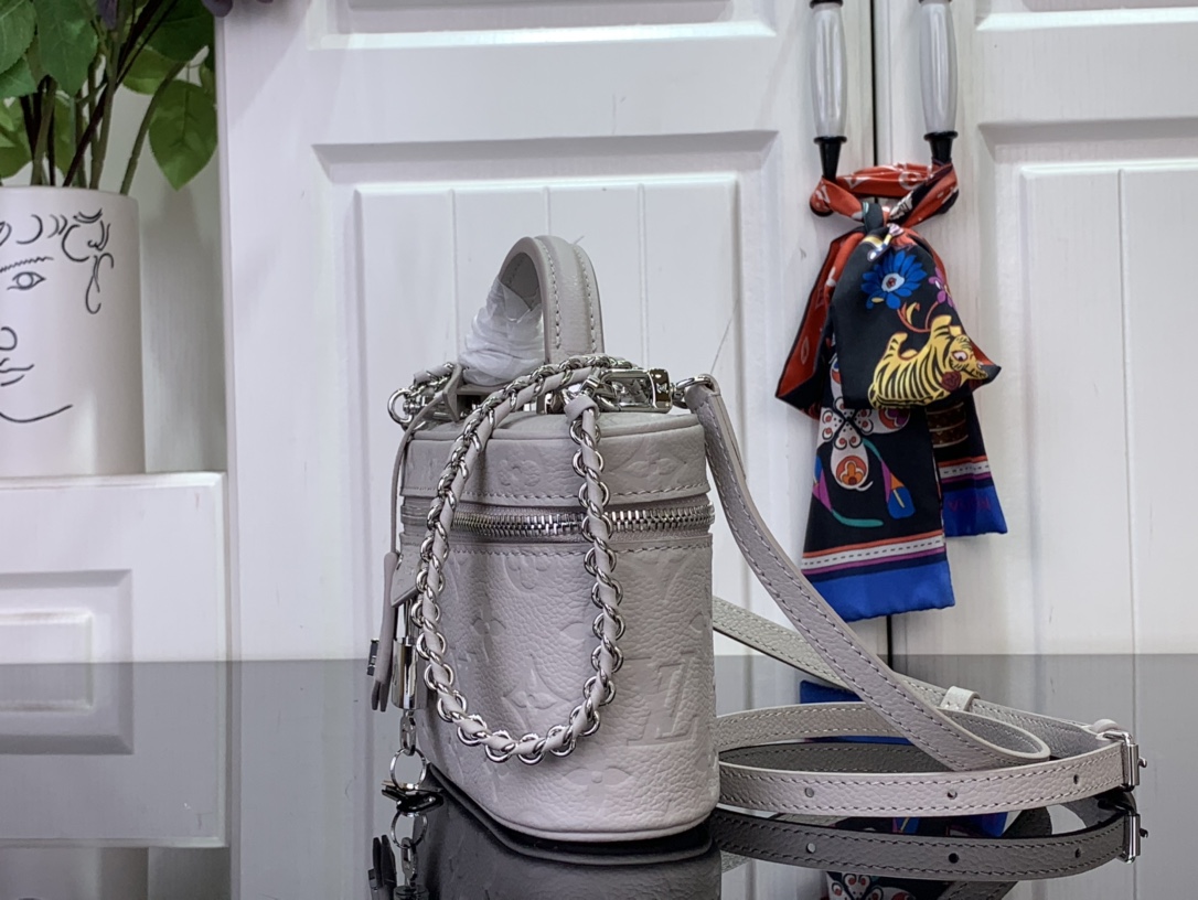 Louis Vuitton Vanity Chain Pouch Monogram Empreinte Leather - Women