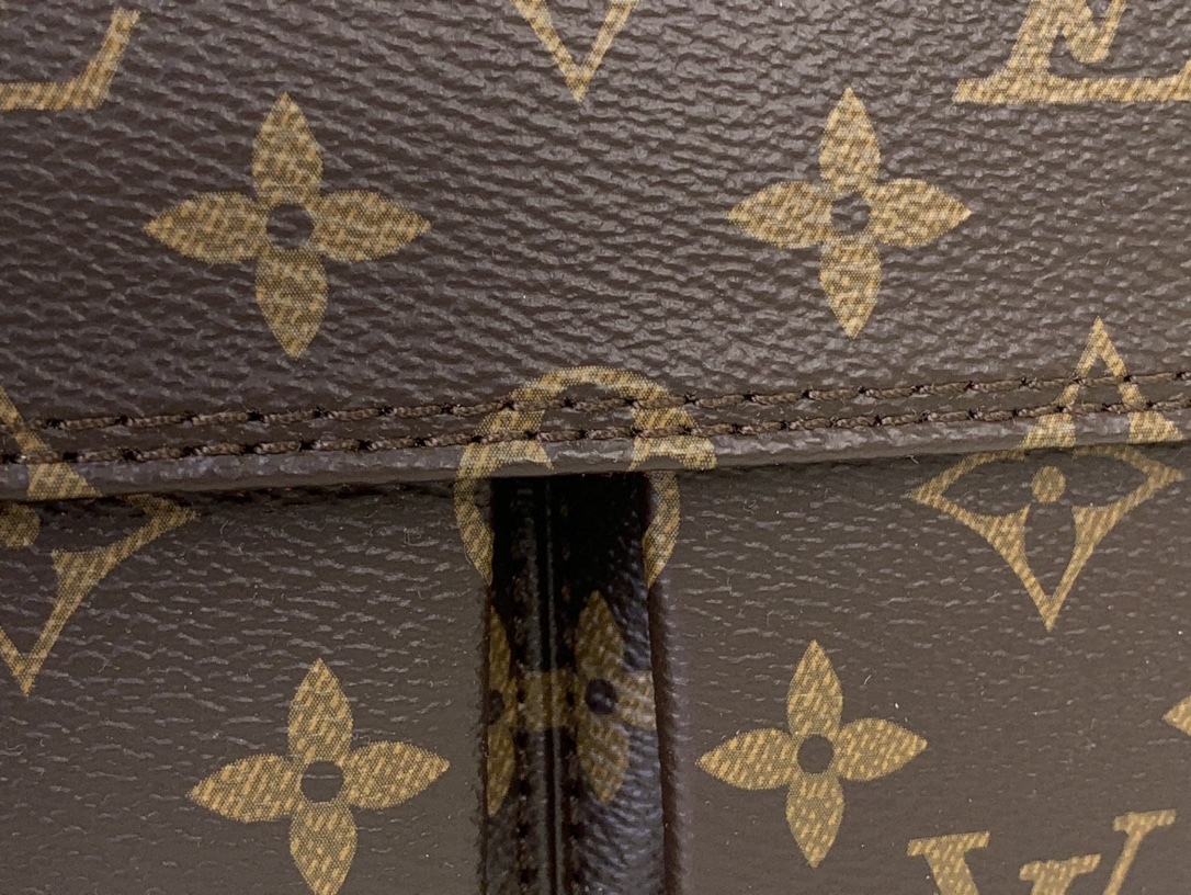 LOUIS VUITTON Vivacite MM shoulder bag Monogram M511