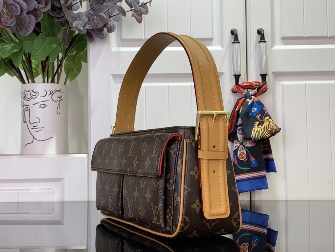 LOUIS VUITTON Vivacite MM shoulder bag Monogram M511