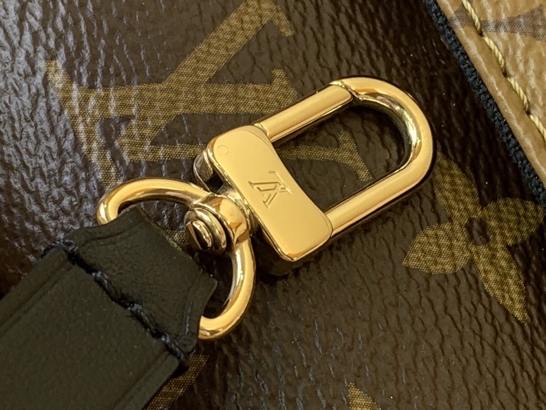 LOUIS VUITTON Wallet On Chain Ivy Monogram Reverse Brown