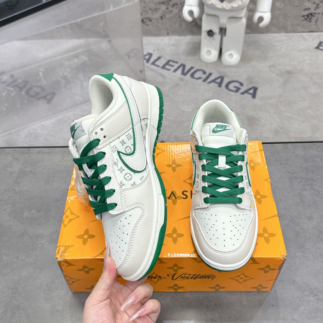 Louis Vuitton White & Green Monogram Low-Top Sneakers