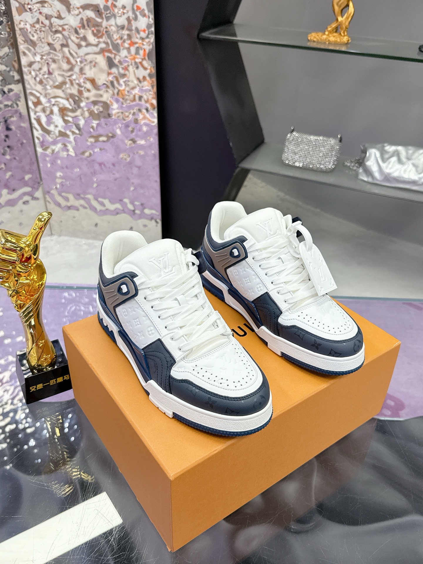 Louis Vuitton White Blue Gray Leather Trainer Sneakers