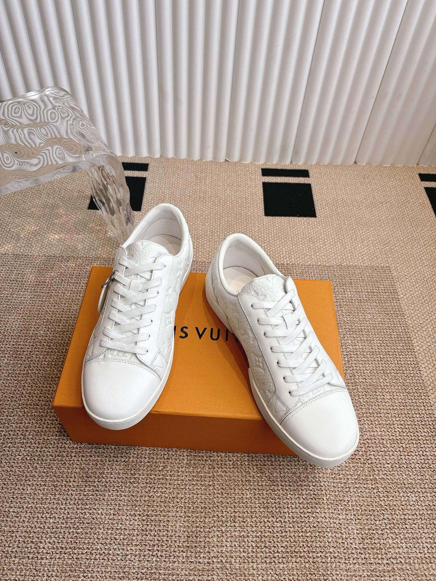 Louis Vuitton White Leather Low-Top Sneakers