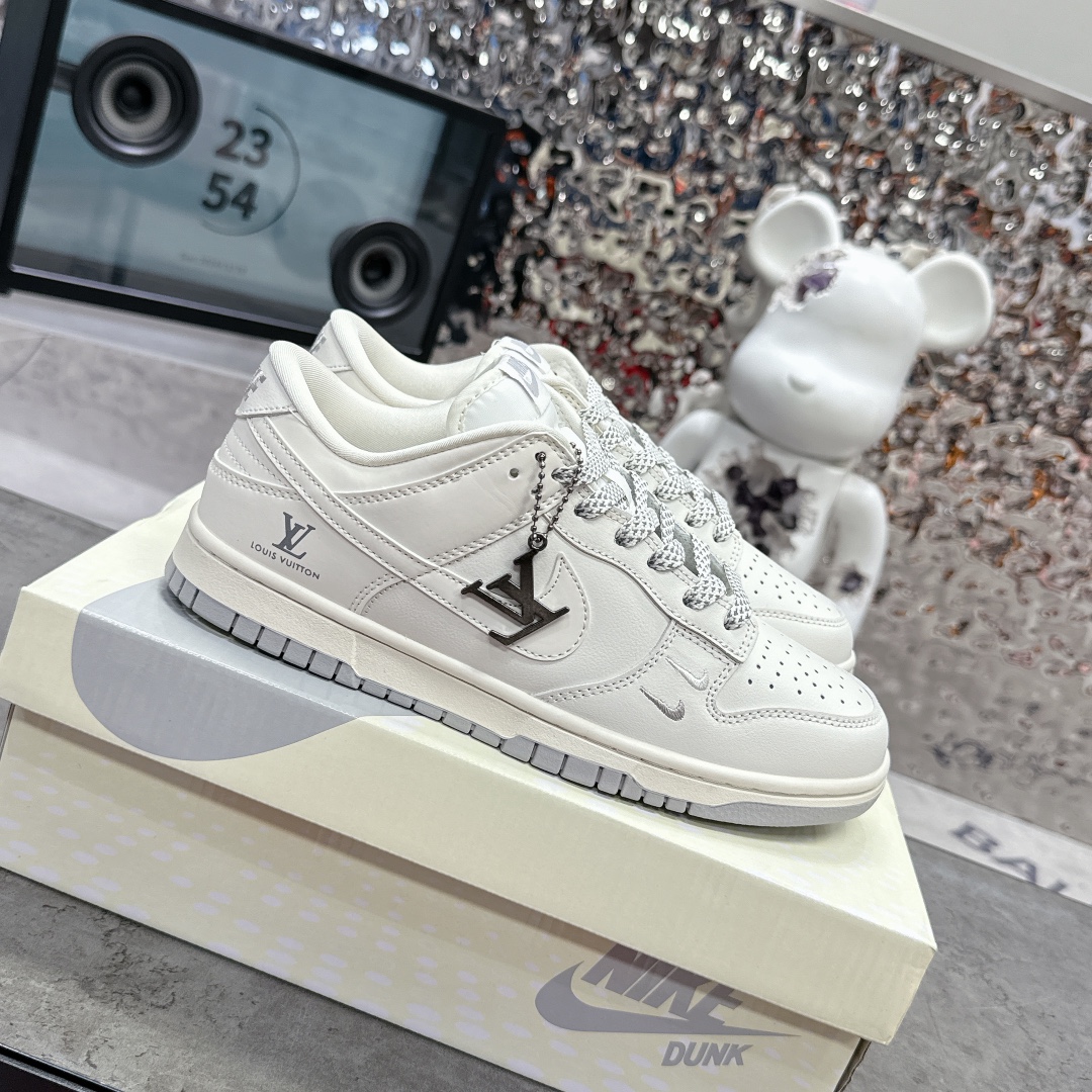 Louis Vuitton White Low-Top Monogram Sneakers