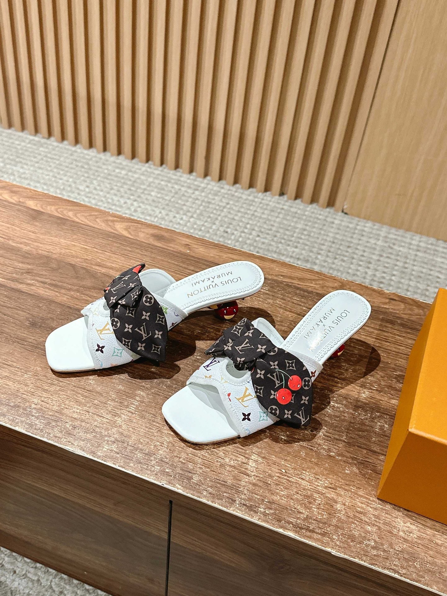 Louis Vuitton White Monogram Bow Slide Sandals