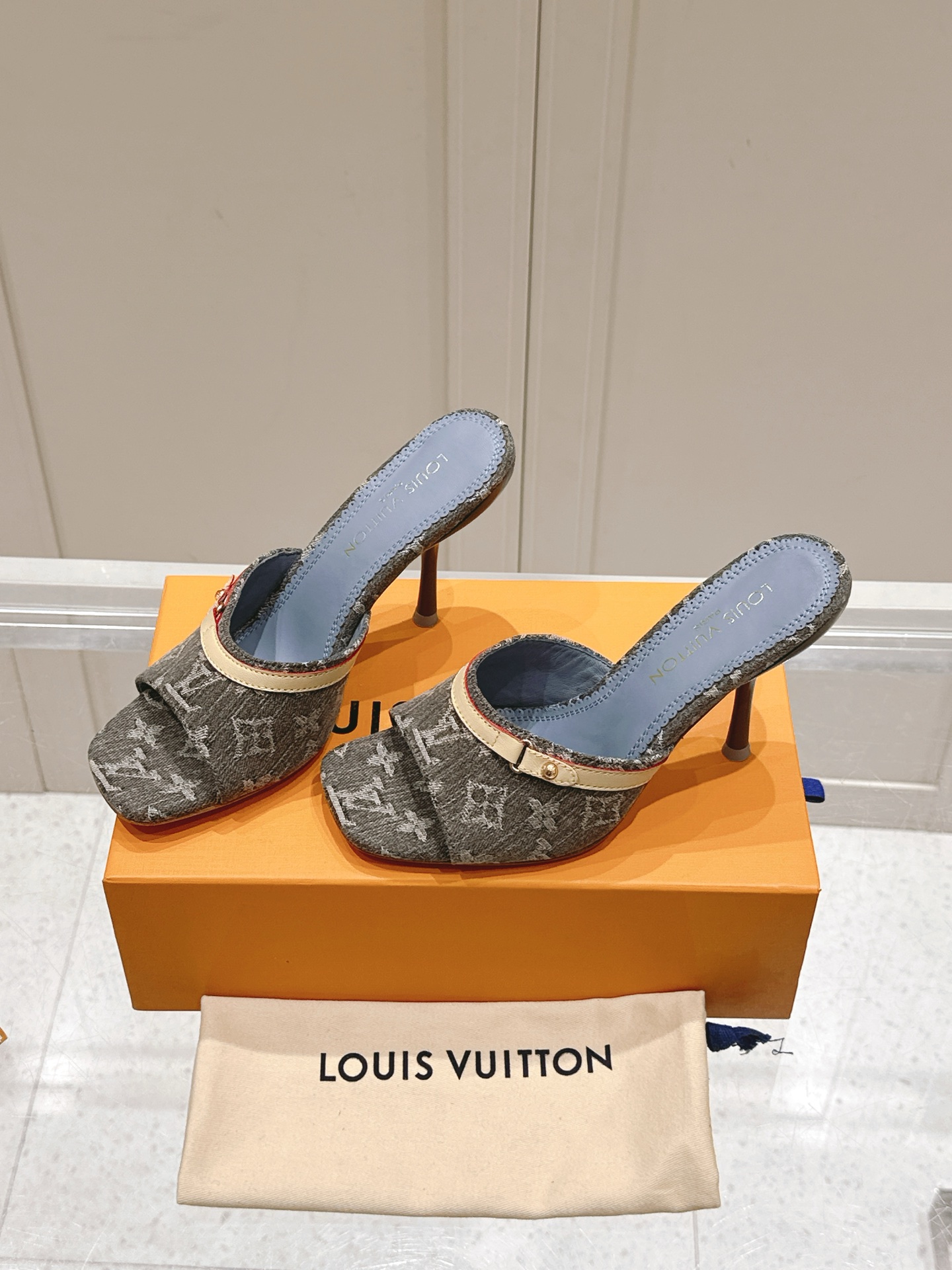 Louis Vuitton Womenâ€™s Monogram Canvas Slide Sandals â€“ Brown Open Toe Heels