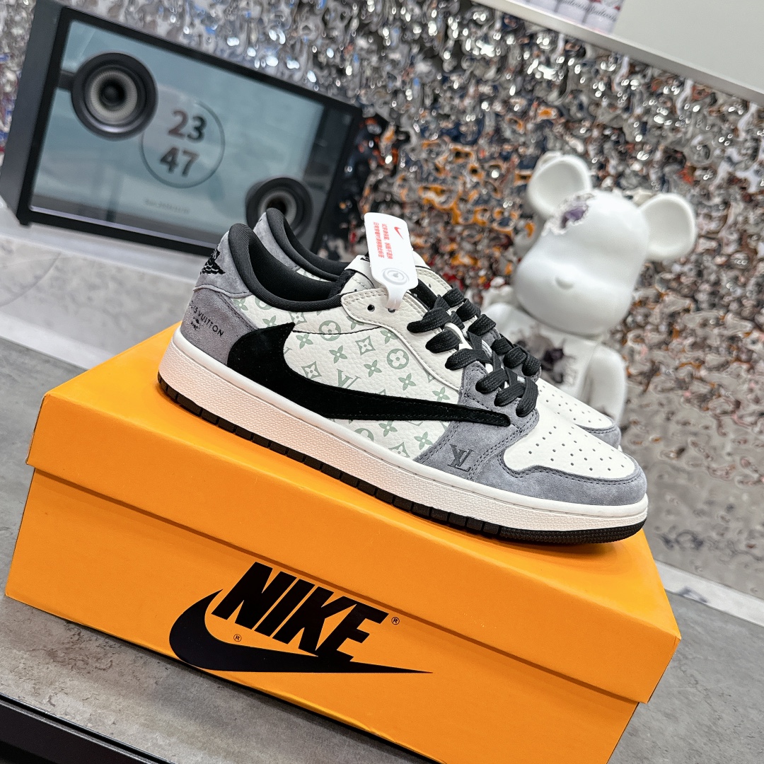 Louis Vuitton x Nike Gray White Low-Top Sneakers